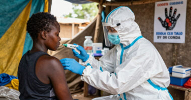 Ebola cases surpass 1,000 in DR Congo amid violence and displacement